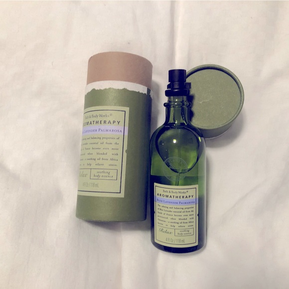 NWOT Bath & Body Works Aromatherapy body essence in Blue Lavender - Picture 5 of 5